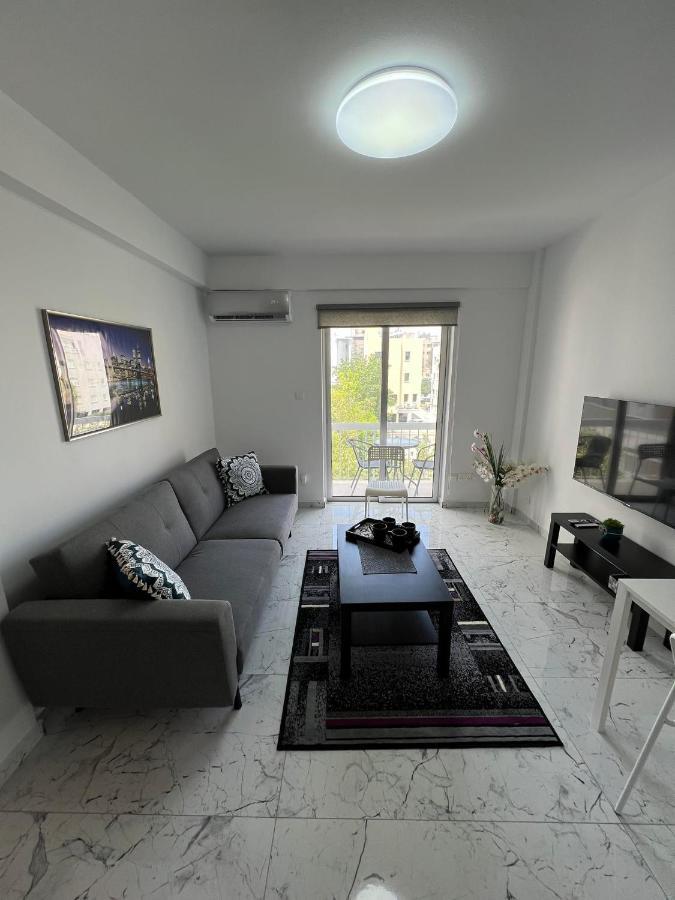 Amalia Residences Nicosia Exterior photo